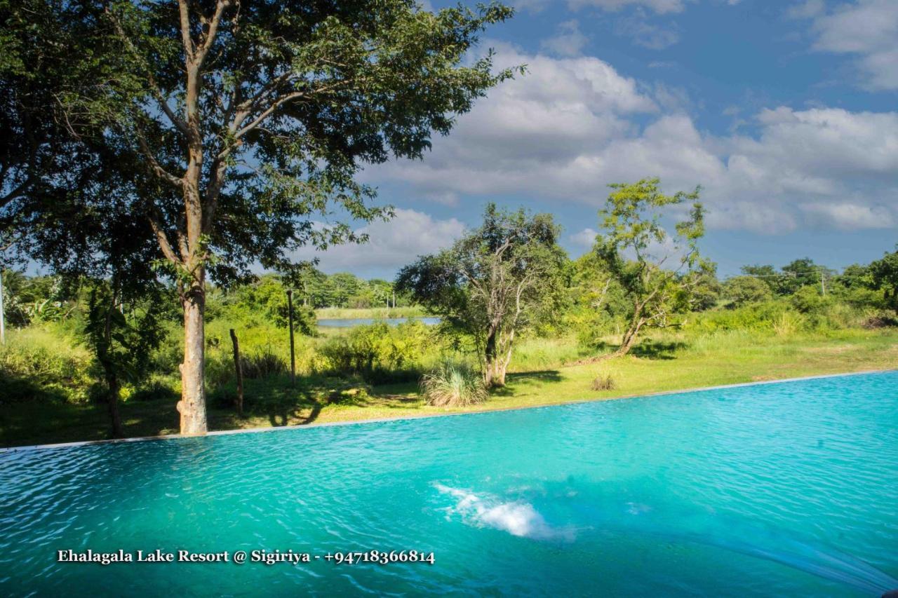 Ehalagala Lake Resort สิกิริยา ภายนอก รูปภาพ